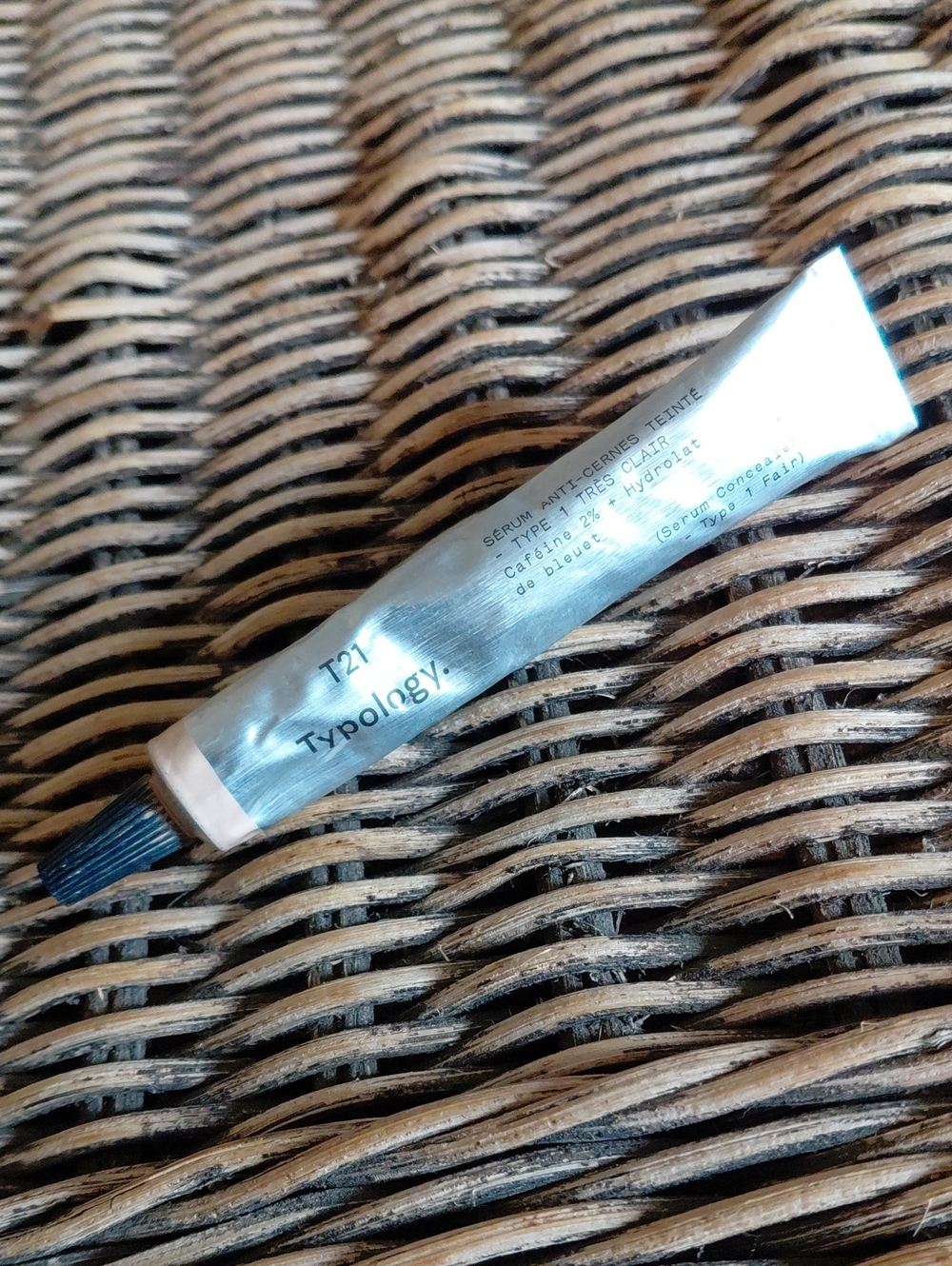 Typology T21 Skin Serum Concealer